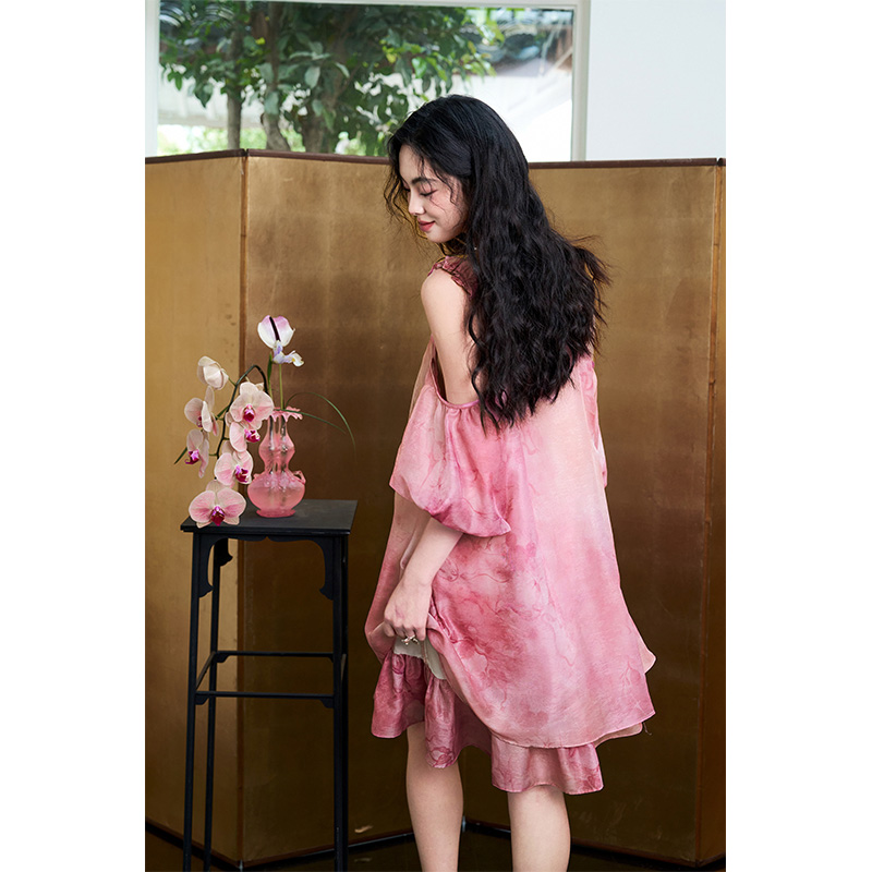 ELFSACK Women's Tie-Dye Jacqua - Off Shoulder Puff Sleeve Sundress ulasan dan harga